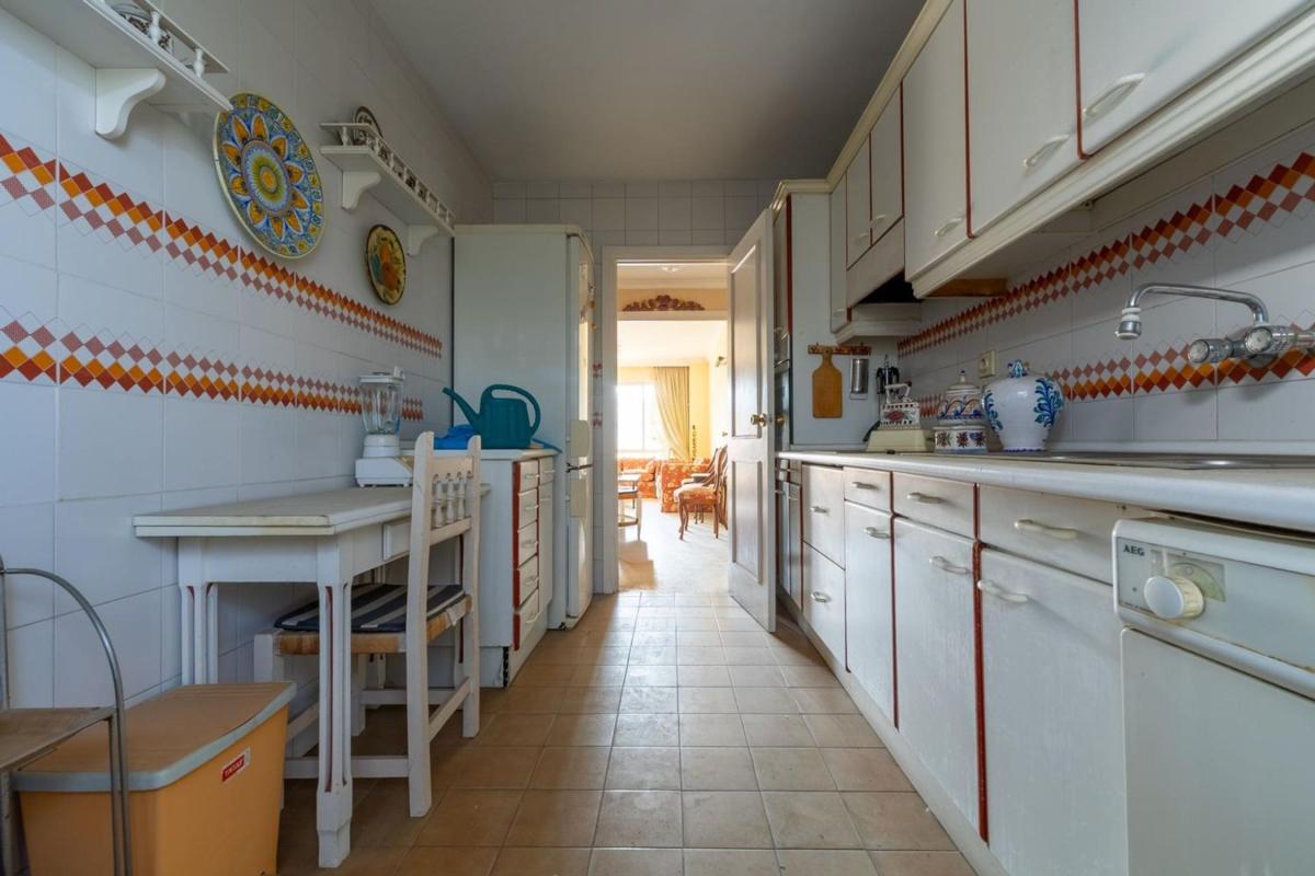 Sprzedaż mieszkania w Piso en Avenida Santa Amalia, Zona Sohail, Fuengirola, Fuengirola
photo 3