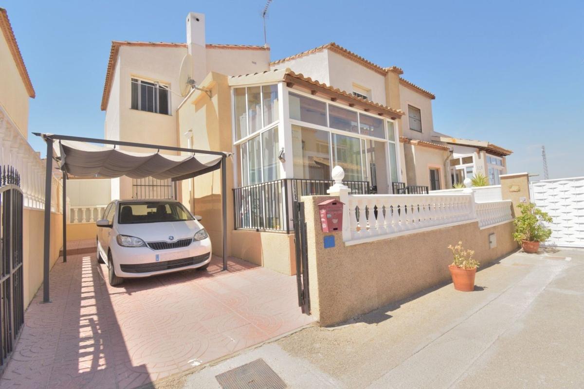 Venta de chalet independiente en Casa o chalet en Calle Geraneo, 5, Algorfa, Algorfa
photo 1