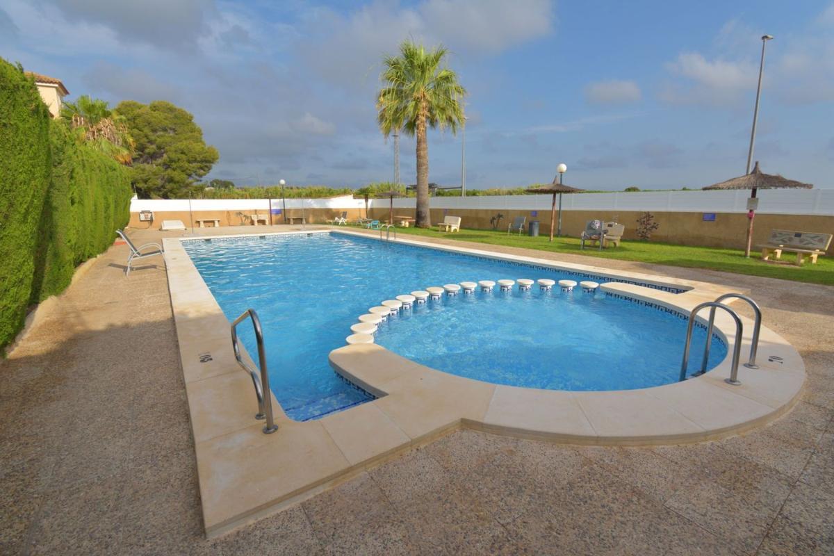 Venta de chalet independiente en Casa o chalet en Calle Geraneo, 5, Algorfa, Algorfa
photo 2