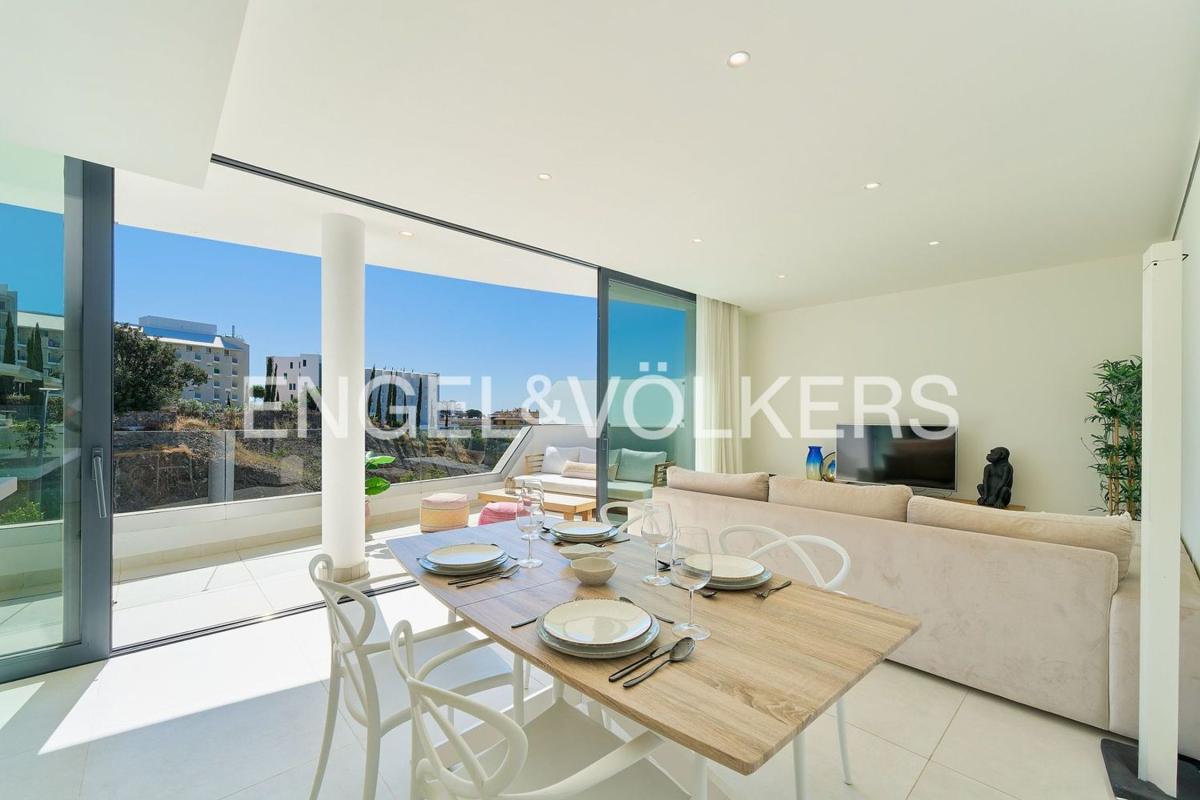 Venta de piso en Piso en Avenida 8 de Marzo, El Higuerón, Fuengirola, Fuengirola
photo 5