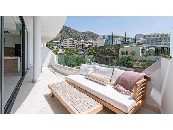 Venta de piso en Piso en Avenida Fuengirola, 8, El Higuerón, Fuengirola, Fuengirola
photo 1