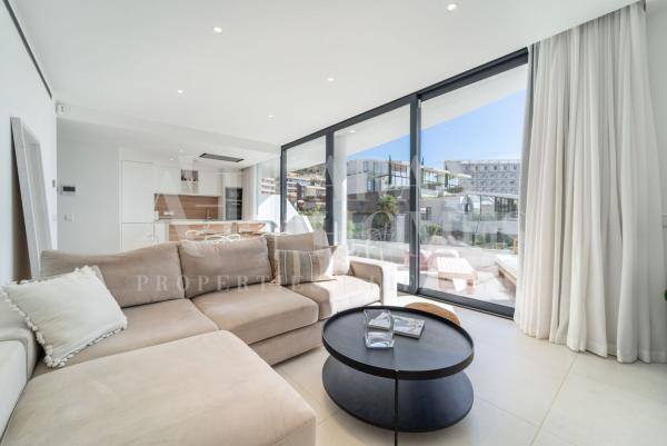 Venta de piso en Piso en Avenida Fuengirola, El Higuerón, Fuengirola, Fuengirola
thumbnail 2