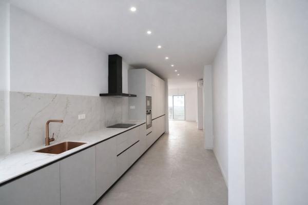 Venta de piso en Piso en Calle del Capitán, 3, Zona Puerto Deportivo, Fuengirola, Fuengirola
 photo 4
