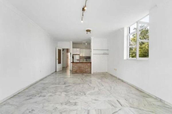 Sprzedaż mieszkania w Piso en Calle Churruca, 1, Zona Sohail, Fuengirola, Fuengirola
photo 1