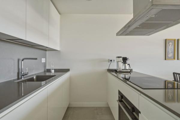 Venta de piso en Piso en CL Margarita Salas, 1, El Higuerón, Fuengirola, Fuengirola
 photo 4