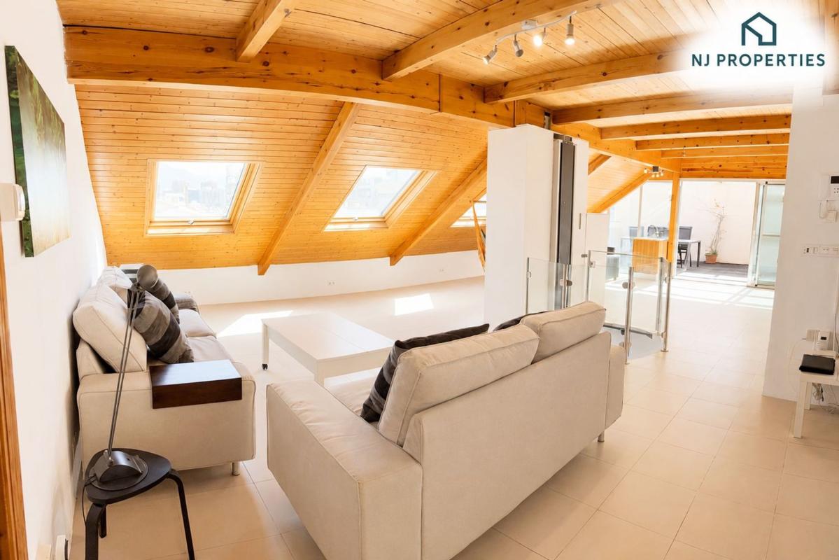 Venta de duplex en Dúplex en Plaza Pablo Ruiz Picasso, 3, Zona Puerto Deportivo, Fuengirola, Fuengirola photo 1