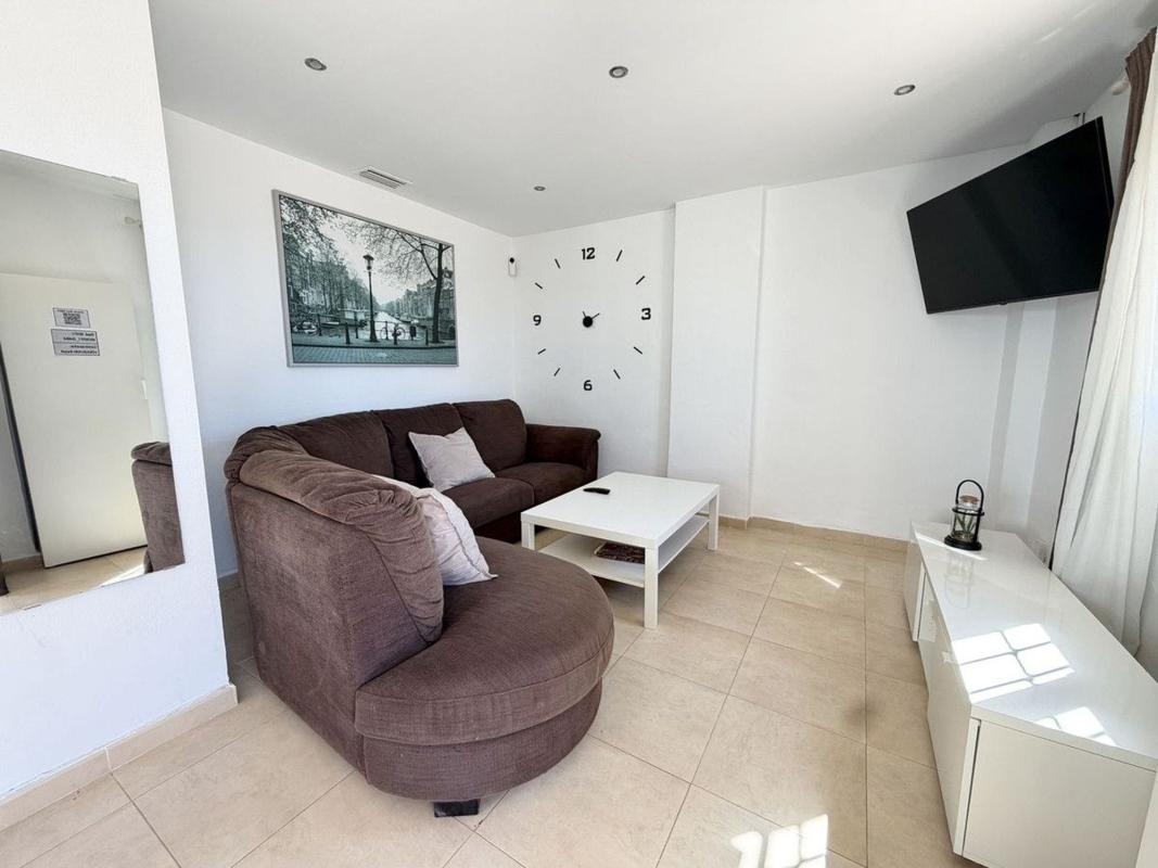 Venta de piso en Piso en Paseo Marítimo Rey de España, 124, Las Gaviotas, Fuengirola, Fuengirola
photo 4