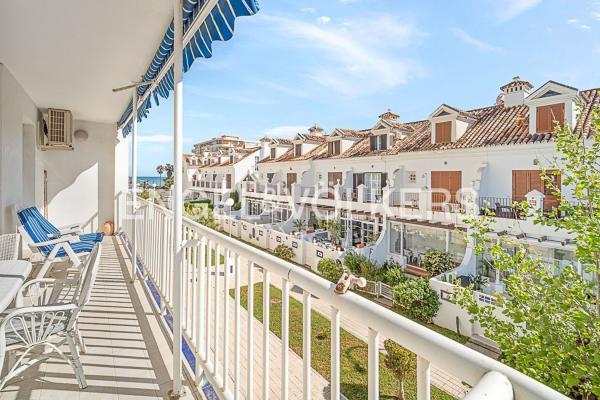 Sprzedaż mieszkania w Piso en Calle Churruca, Zona Sohail, Fuengirola, Fuengirola
photo 1