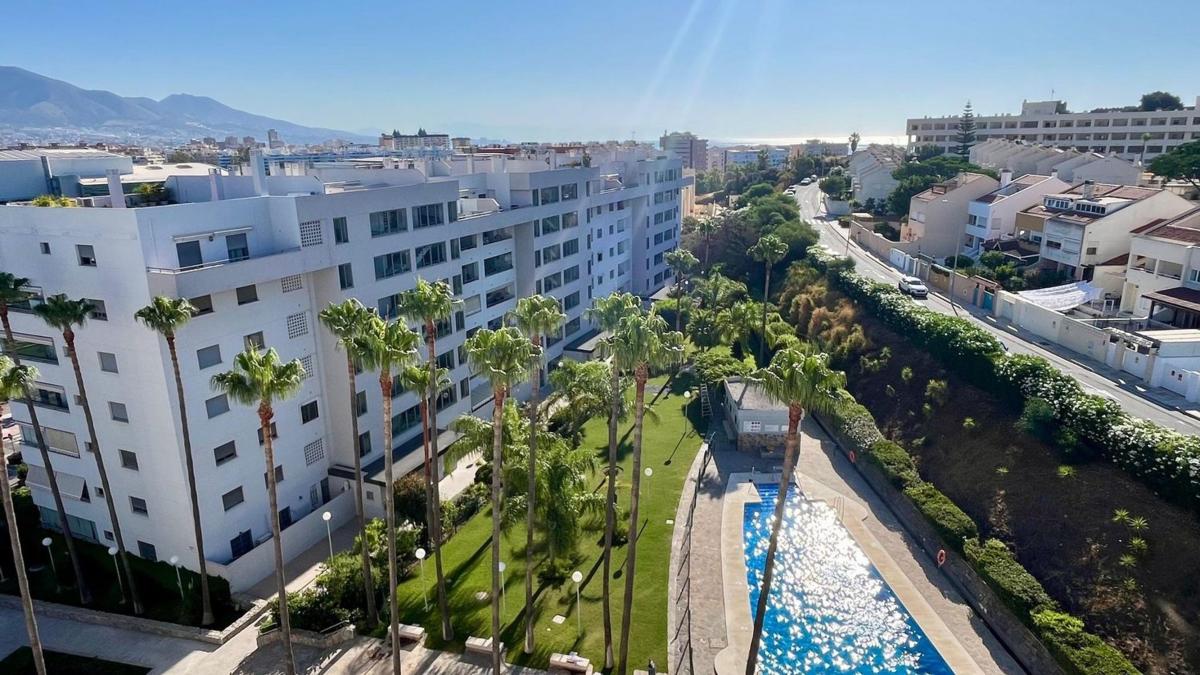 Venta de piso en Piso en Avenida de la Encarnación, Zona Sohail, Fuengirola, Fuengirola
 photo 2
