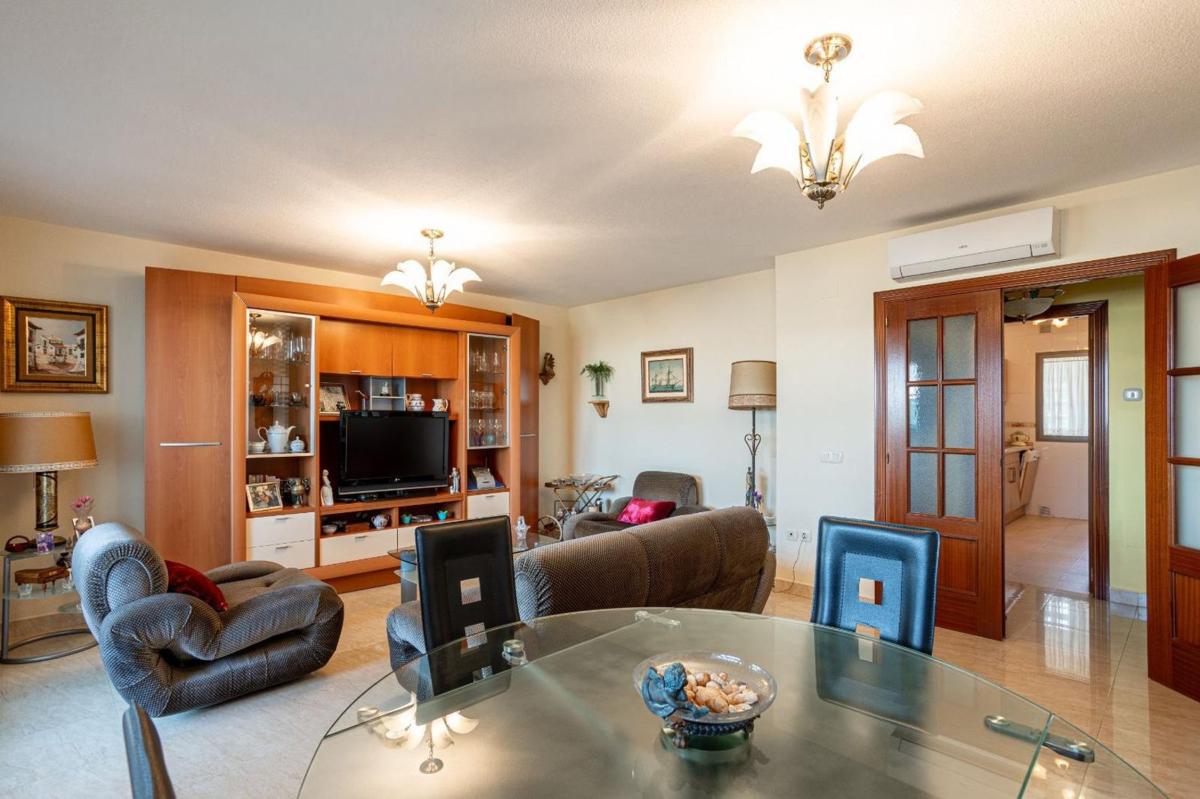 Venta de piso en Piso en Avenida de la Encarnación, Zona Sohail, Fuengirola, Fuengirola
 photo 3