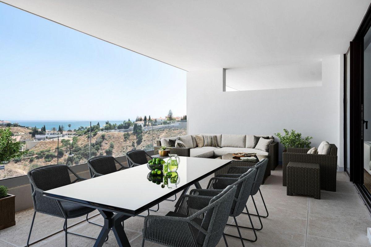 Venta de piso en Piso en Avenida 8 de Marzo, El Higuerón, Fuengirola, Fuengirola
photo 1