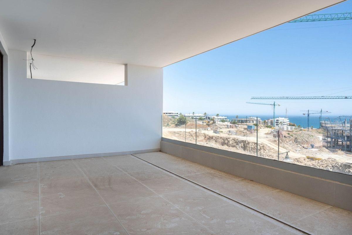 Venta de piso en Piso en Avenida 8 de Marzo, El Higuerón, Fuengirola, Fuengirola
photo 2