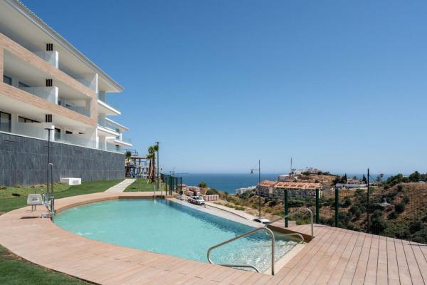 Venta de piso en Piso en Avenida 8 de Marzo, El Higuerón, Fuengirola, Fuengirola
 photo 3