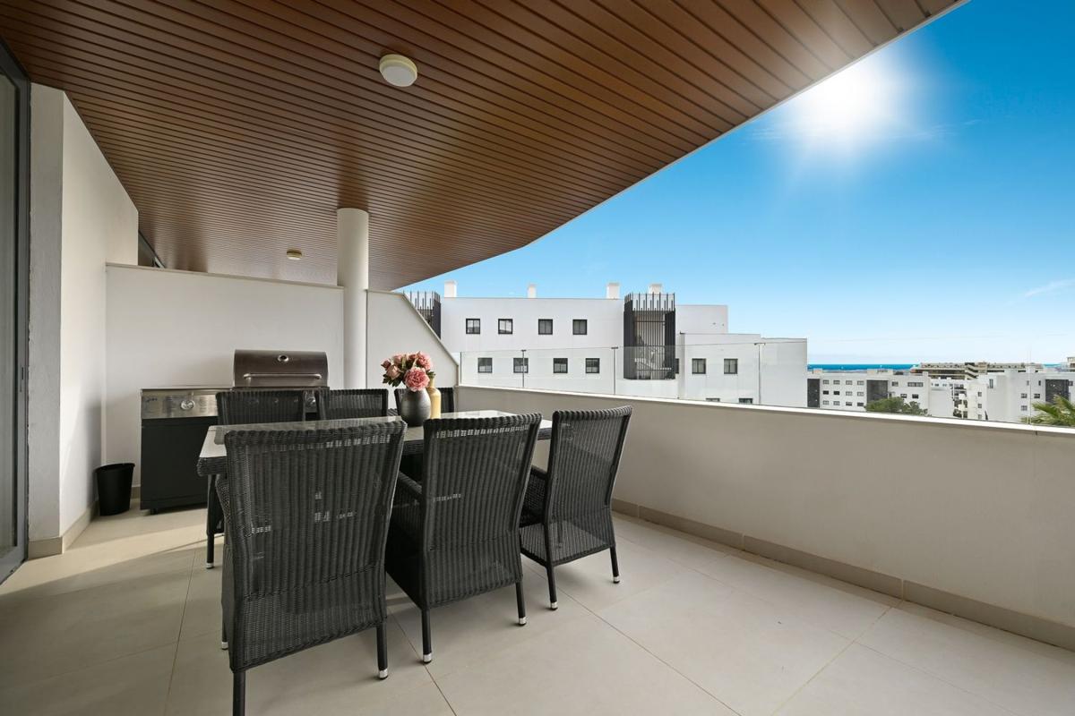 Venta de piso en Piso en Avenida 8 de Marzo, 8, El Higuerón, Fuengirola, Fuengirola
photo 5
