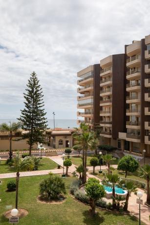 Sprzedaż mieszkania w Piso en Zona Sohail, Fuengirola, Fuengirola
 photo 4