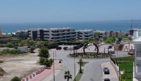 Venta de piso en Piso en El Higuerón, Fuengirola, Fuengirola
 photo 2