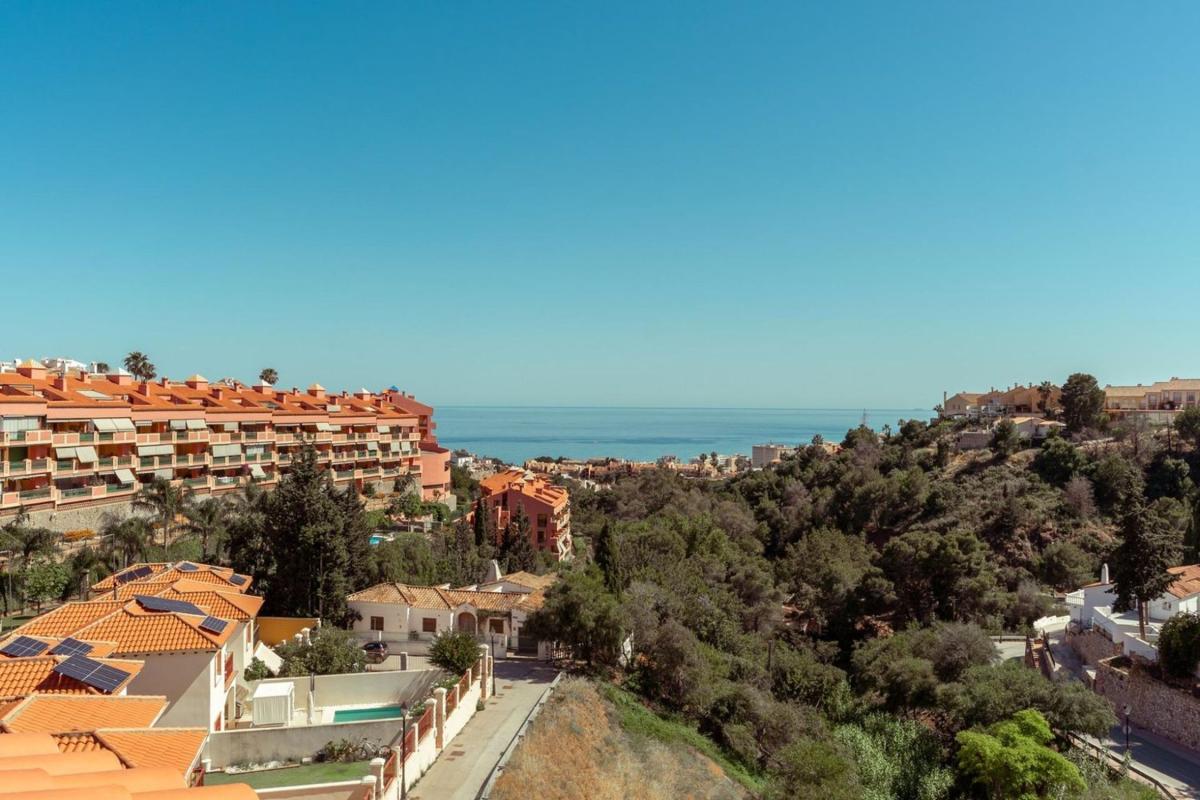 Продажа дуплекса на Dúplex en Torreblanca del Sol, Fuengirola, Фуэнхирола photo 1