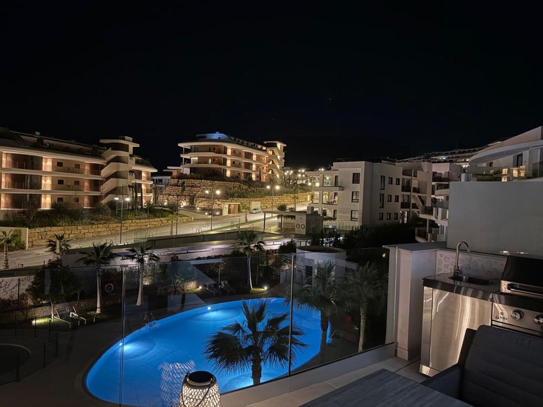 Venta de piso en Piso en Calle Paula, 1, El Higuerón, Fuengirola, Fuengirola
photo 1