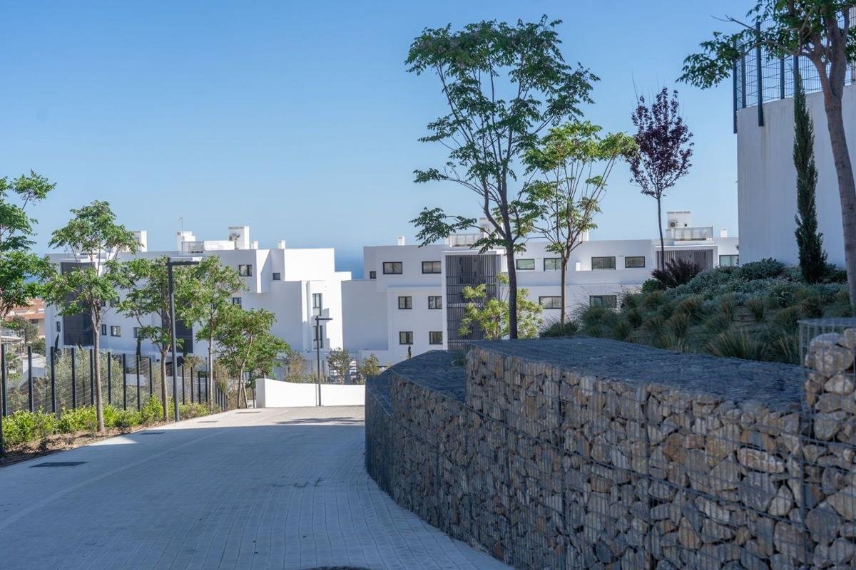 Продажа квартиры на Piso en Calle Leticia, 2, El Higuerón, Fuengirola, Фуэнхирола
 photo 4