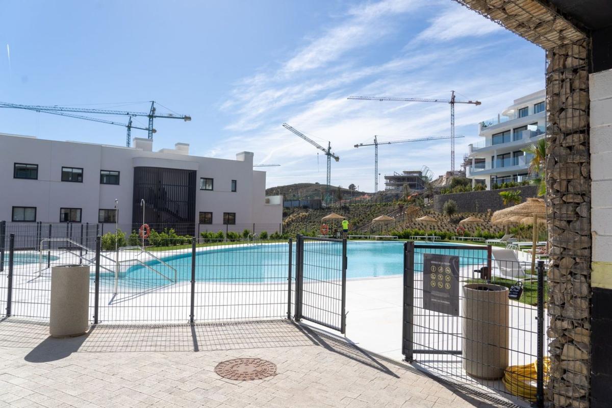 Продажа квартиры на Piso en Calle Leticia, 2, El Higuerón, Fuengirola, Фуэнхирола
 photo 5