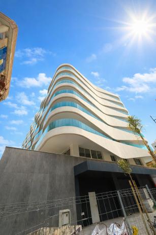 Venta de piso en Piso en Calle Martínez Catena, 2, Zona Puerto Deportivo, Fuengirola, Fuengirola
photo 1