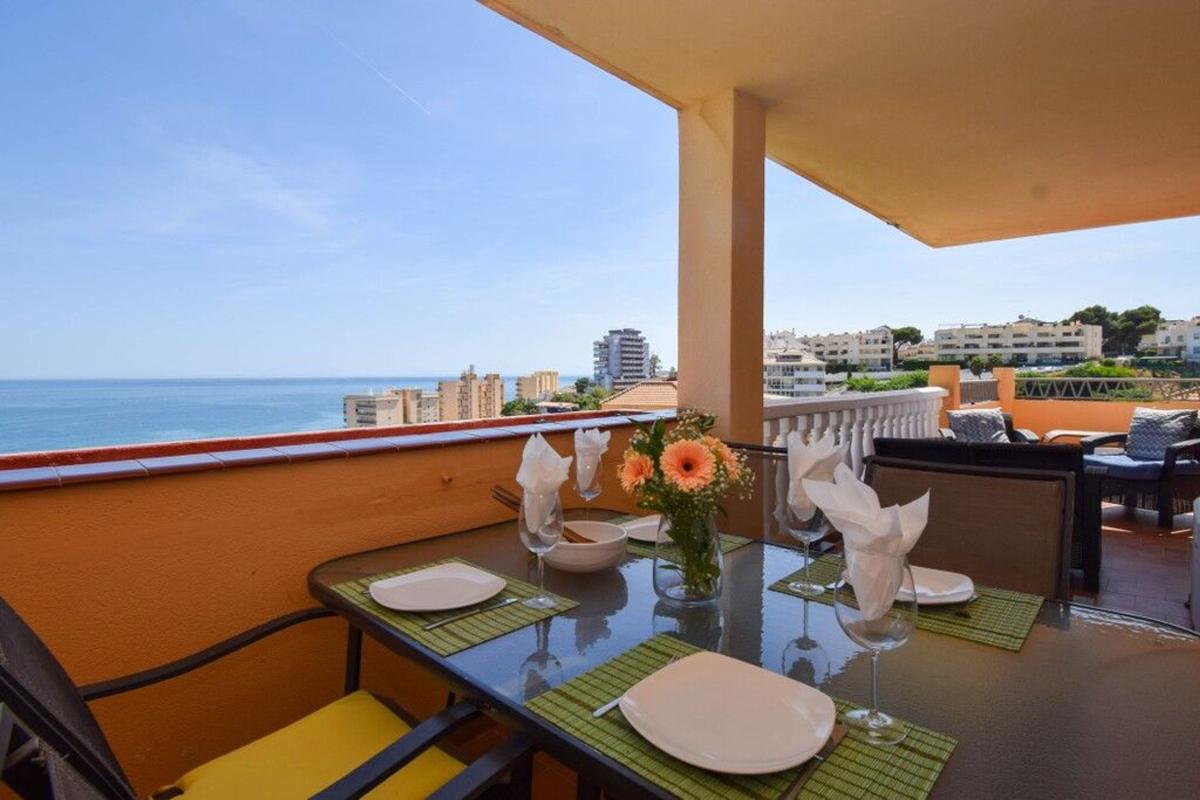 Venta de piso en Piso en Calle Sierra de Cazorla, 3, Las Gaviotas, Fuengirola, Fuengirola
photo 1