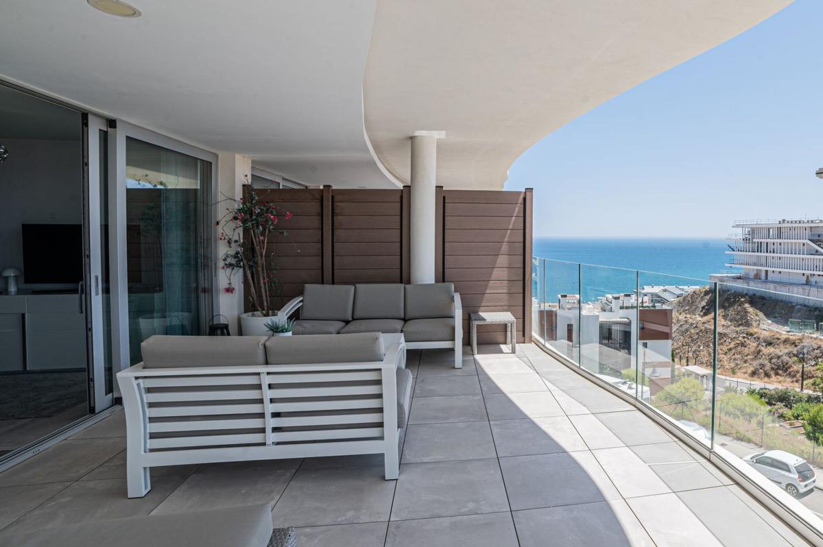 Продажа квартиры на Piso en Margarita Salas, El Higuerón, Fuengirola, Фуэнхирола
photo 2