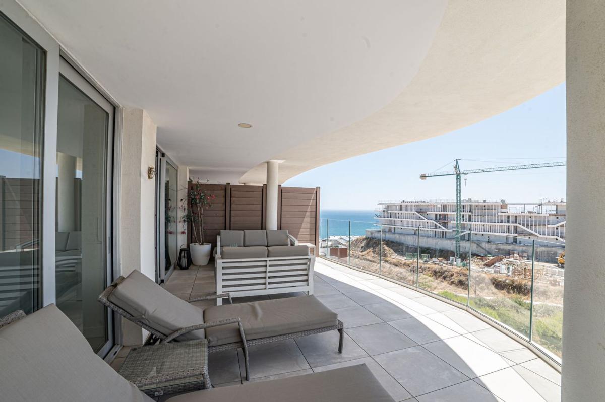 Продажа квартиры на Piso en Margarita Salas, El Higuerón, Fuengirola, Фуэнхирола
photo 3