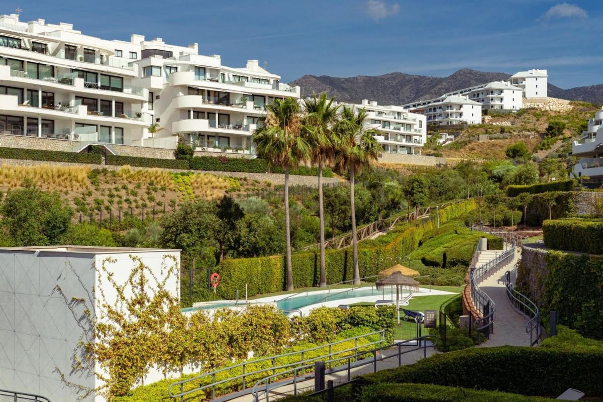 Продажа квартиры на Piso en El Higuerón, Fuengirola, Фуэнхирола
 photo 3