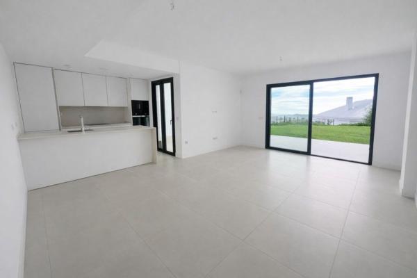 Продажа квартиры на Piso en El Higuerón, Fuengirola, Фуэнхирола
 photo 4