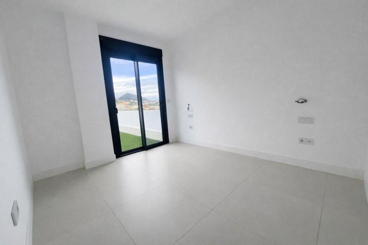 Продажа квартиры на Piso en El Higuerón, Fuengirola, Фуэнхирола
photo 5