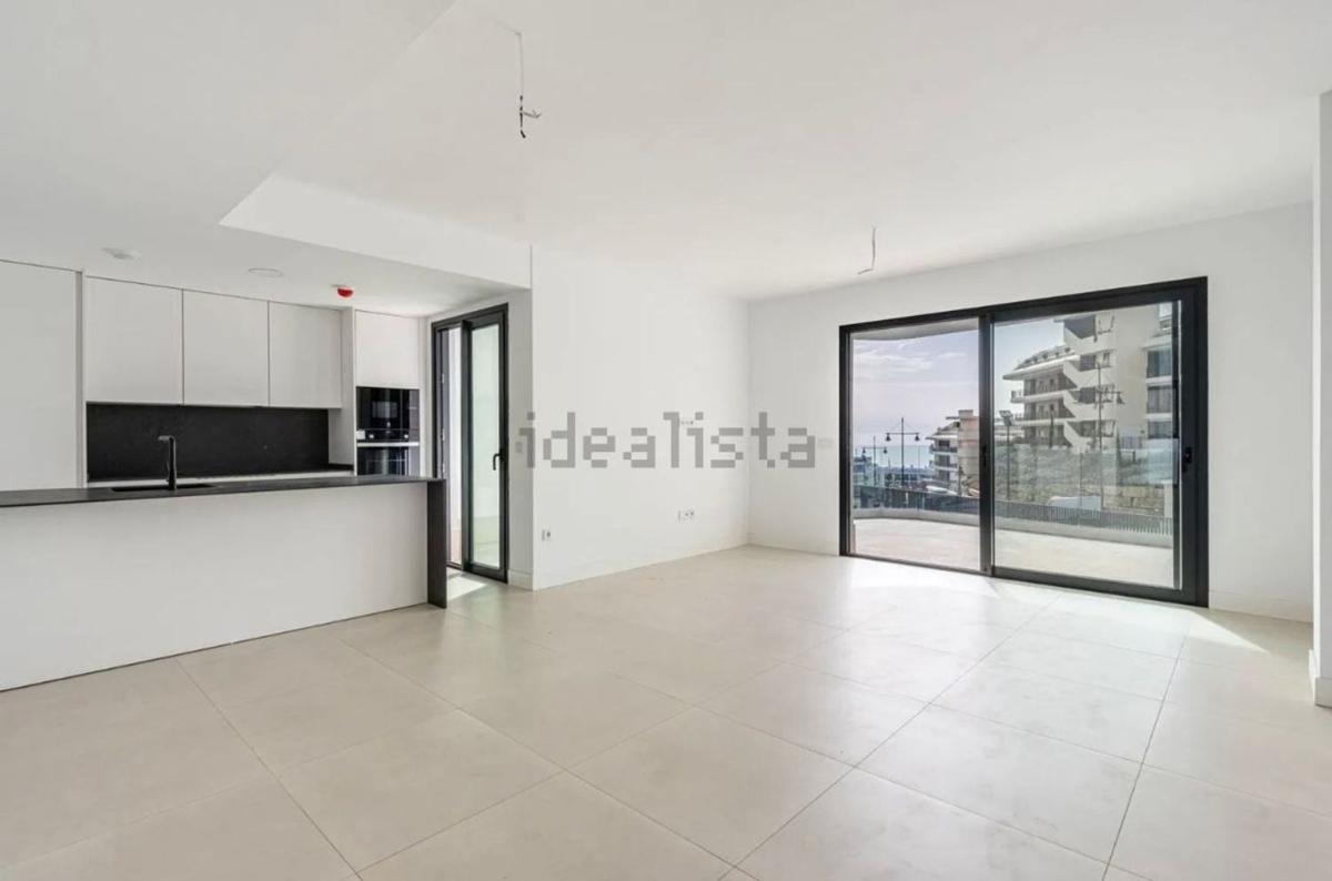 Venta de piso en Piso en Calle Canarios, 112 a, El Higuerón, Fuengirola, Fuengirola
photo 3