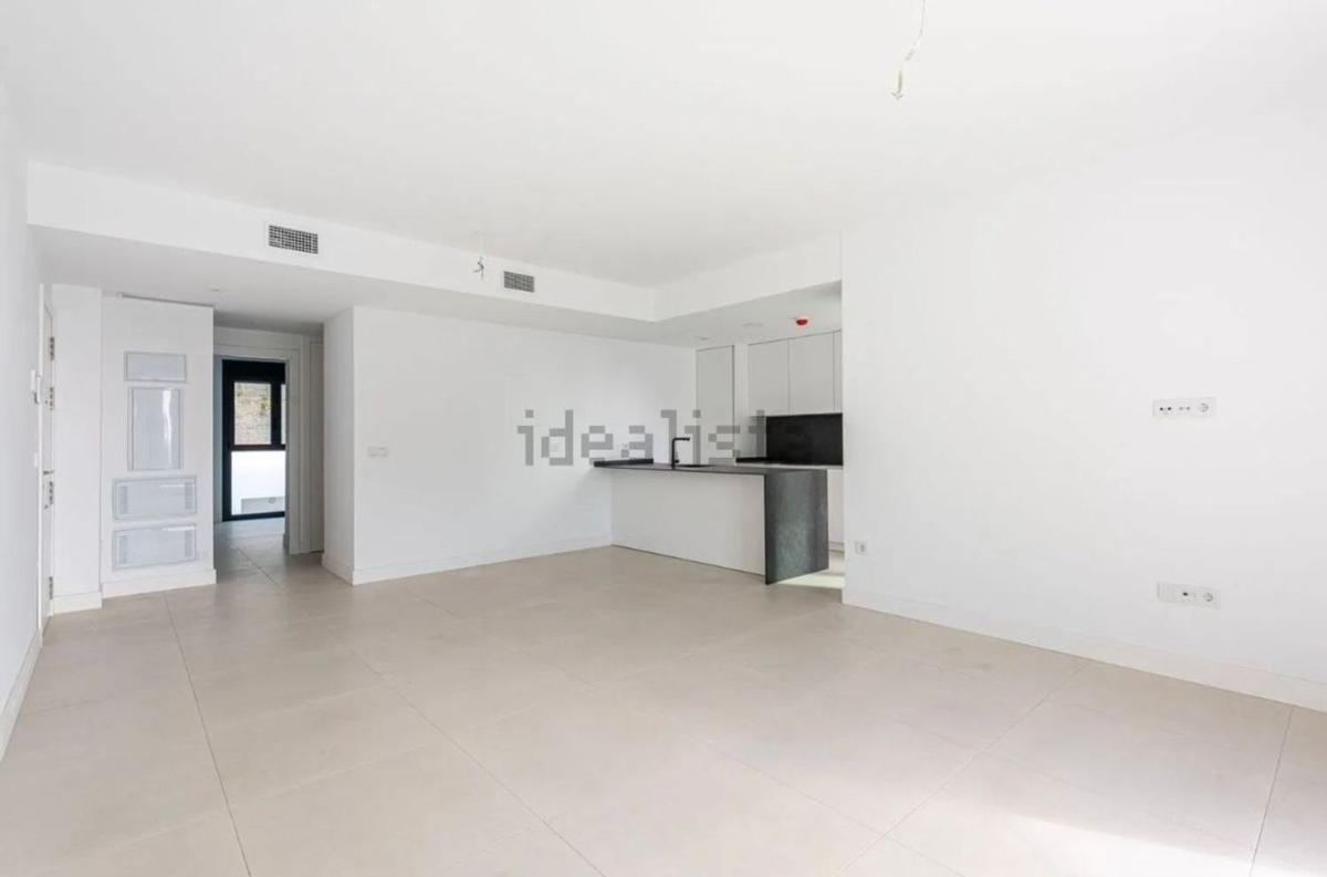 Venta de piso en Piso en Calle Canarios, 112 a, El Higuerón, Fuengirola, Fuengirola
photo 4
