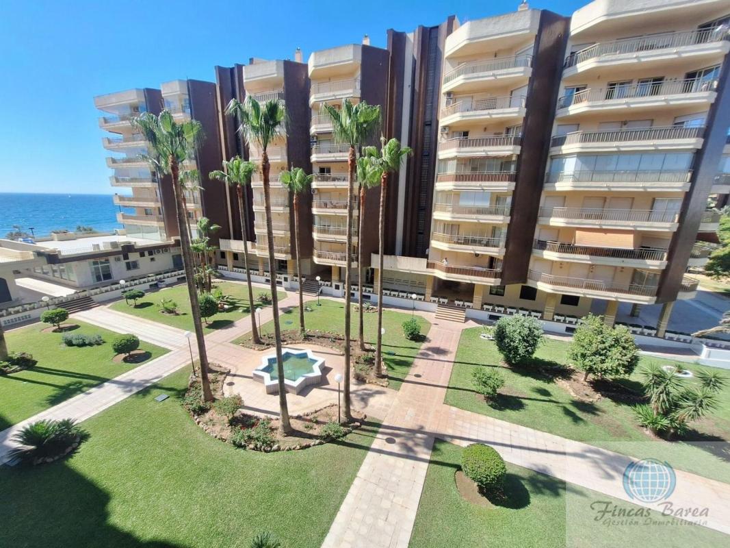 Продажа квартиры на Piso en Paseo Marítimo Rey de España, Zona Puerto Deportivo, Fuengirola, Фуэнхирола
photo 2