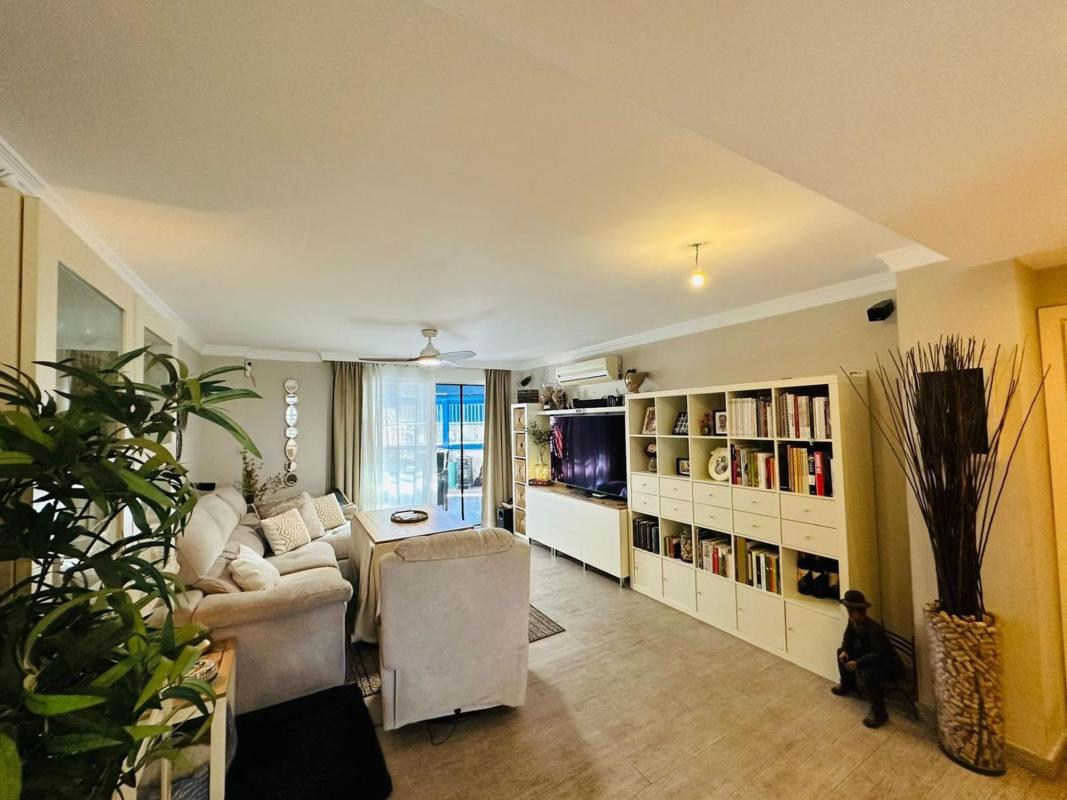 Продажа квартиры на Piso en Zona Sohail, Fuengirola, Фуэнхирола
 photo 4