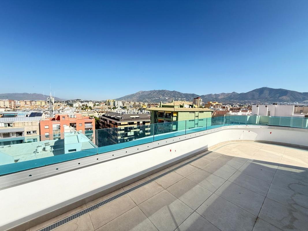 Penthouse sale in Ático en Calle Martínez Catena, Zona Puerto Deportivo, Fuengirola, Fuengirola photo 5