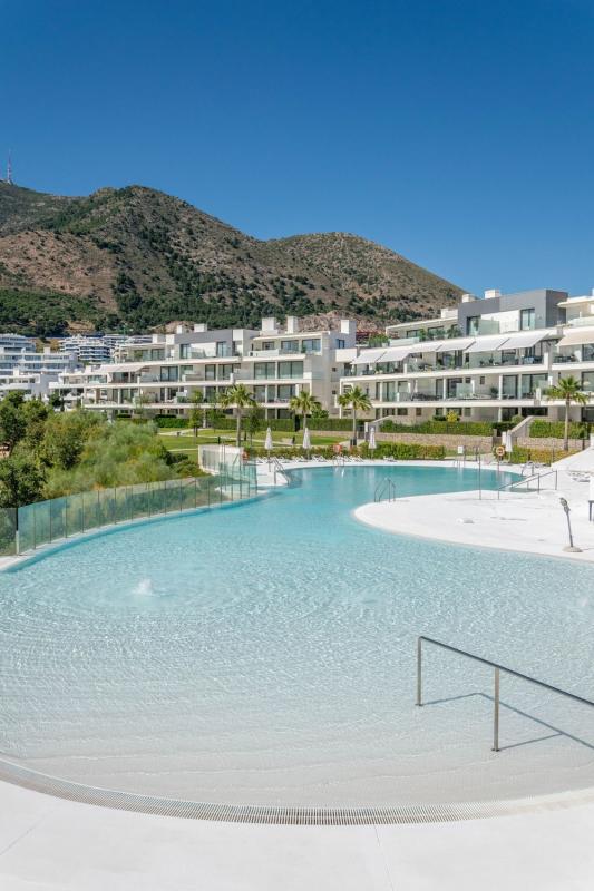 Venta de piso en Piso en Avenida 8 de Marzo, El Higuerón, Fuengirola, Fuengirola
 photo 4