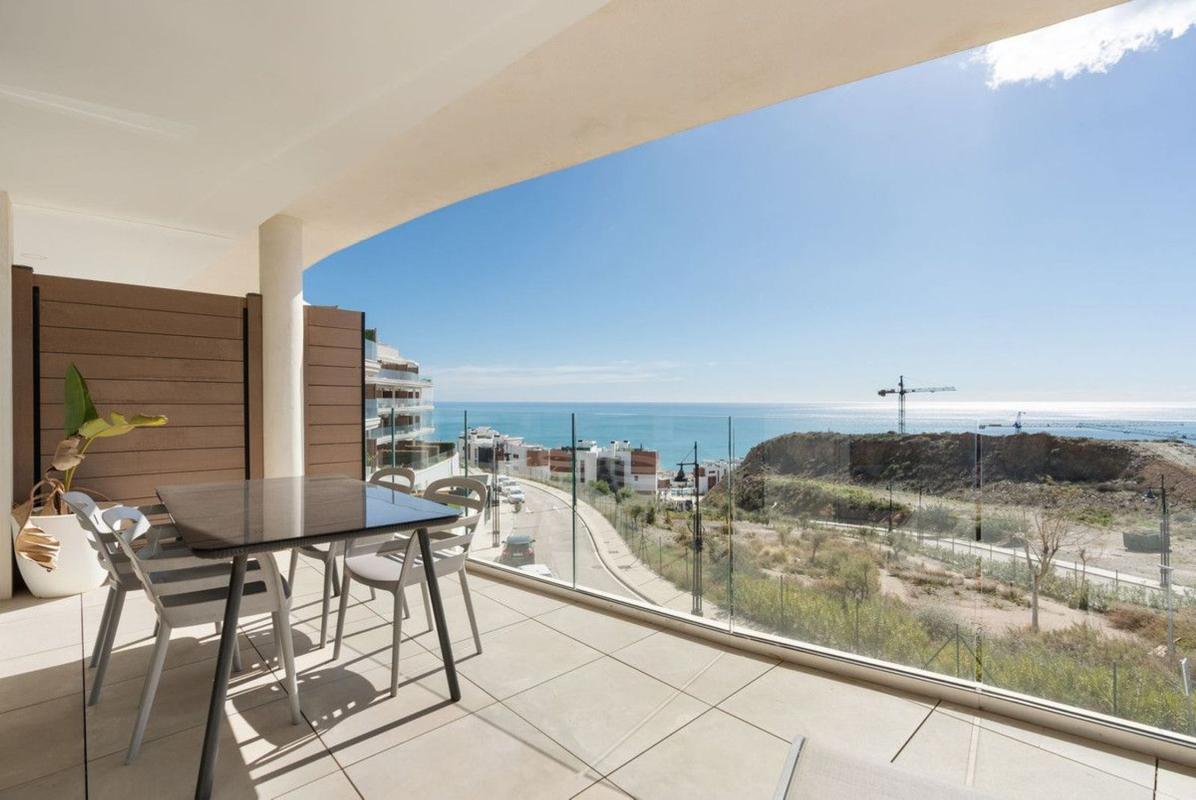 Venta de piso en Piso en Calle Anita Delgado, Las Gaviotas, Fuengirola, Fuengirola
photo 2