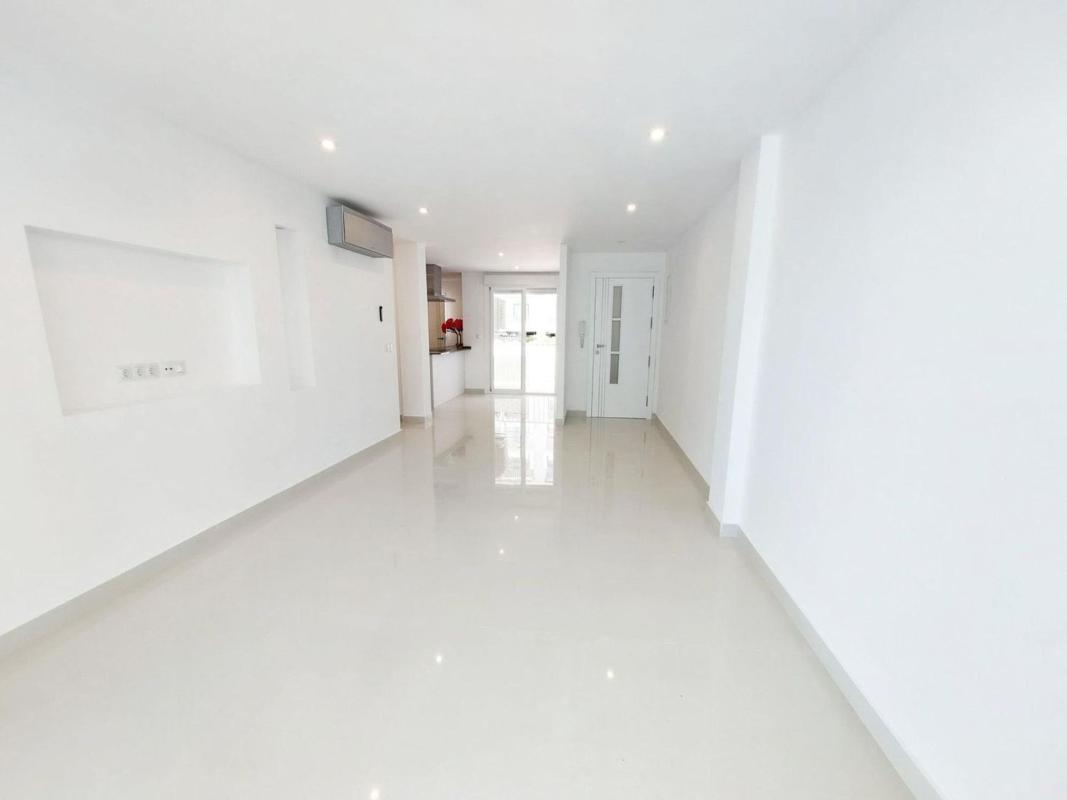 Venta de piso en Piso en Paseo Marítimo Rey de España, Playa de los Boliches, Fuengirola, Fuengirola
photo 5