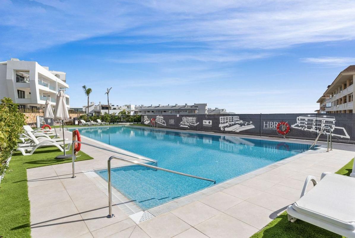 Продажа квартиры на Piso en Calle Begoña, El Higuerón, Fuengirola, Фуэнхирола
photo 3