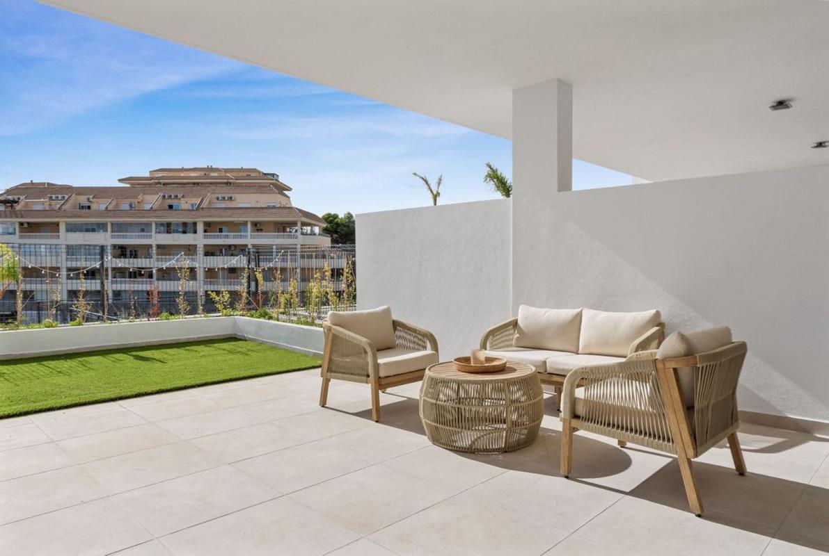 Продажа квартиры на Piso en Calle Begoña, El Higuerón, Fuengirola, Фуэнхирола
photo 5