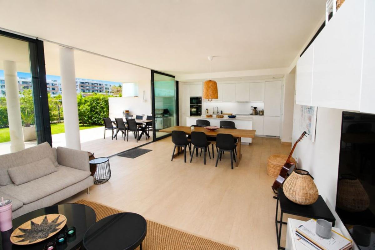 Продажа квартиры на Piso en 8 De Marzo, 1, El Higuerón, Fuengirola, Фуэнхирола
photo 4