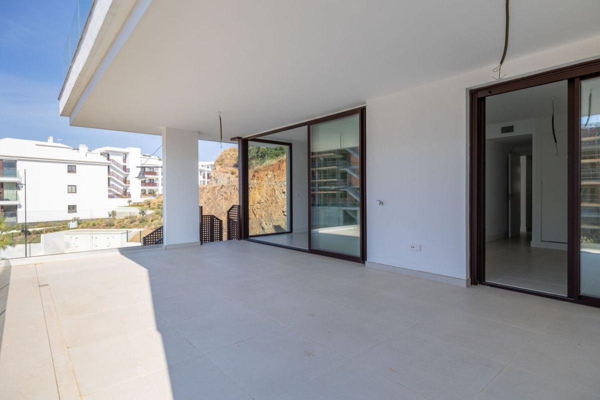 Venta de piso en Piso en Avenida Fuengirola s/n, El Higuerón, Fuengirola, Fuengirola
 photo 5
