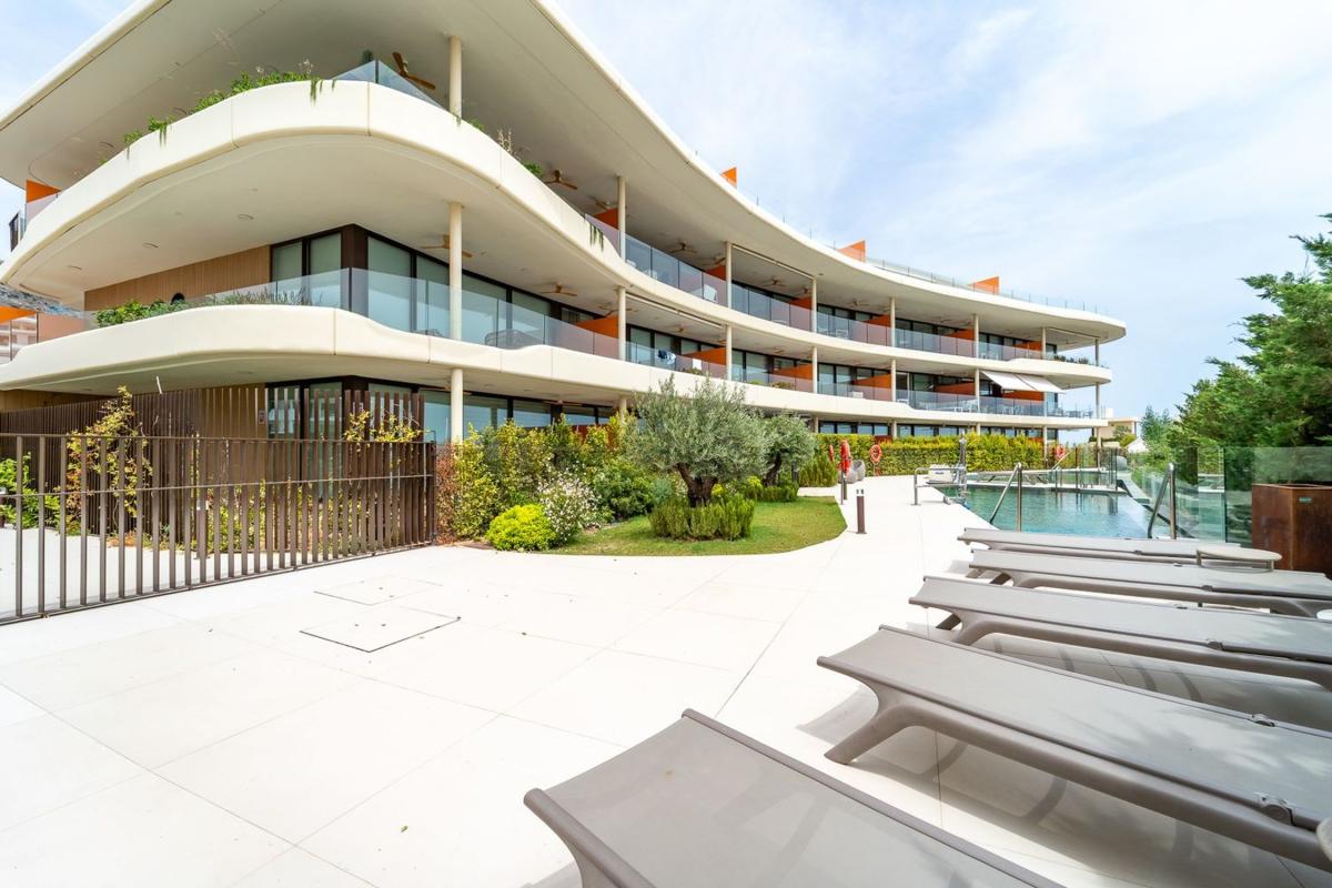 Sale of apartment in Piso en Avenida Fuengirola, El Higuerón, Fuengirola, Fuengirola
photo 2