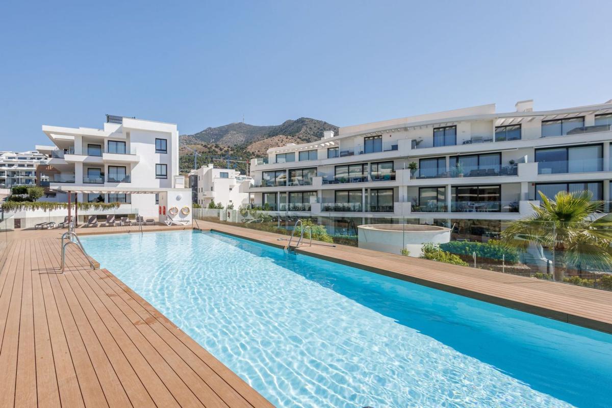 Venta de duplex en Dúplex en Calle Paula, El Higuerón, Fuengirola, Fuengirola photo 3
