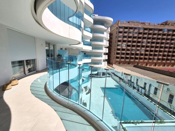 Sprzedaż mieszkania w Piso en Calle Colón, 6, Zona Puerto Deportivo, Fuengirola, Fuengirola
 photo 3