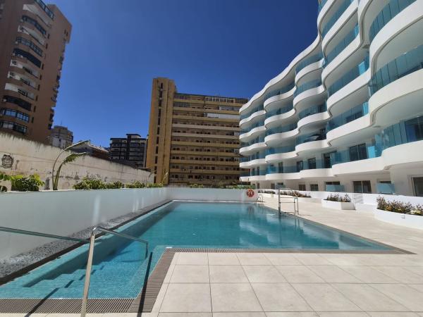 Sprzedaż mieszkania w Piso en Calle Colón, 6, Zona Puerto Deportivo, Fuengirola, Fuengirola
 photo 4