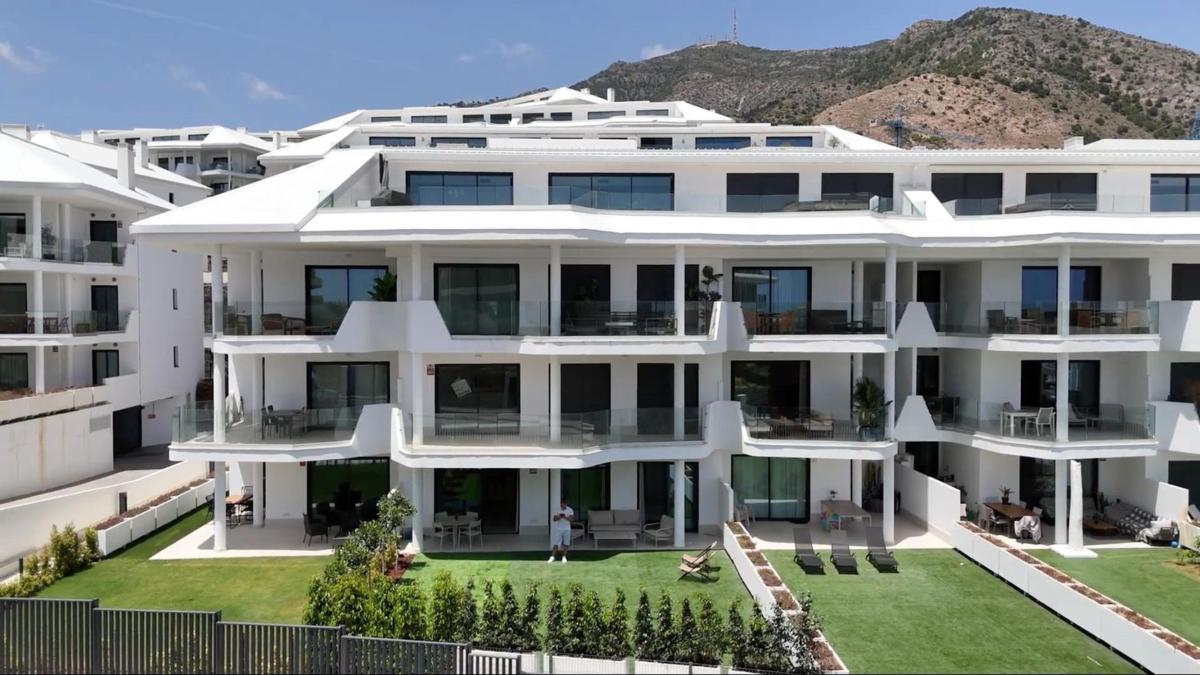 Продажа квартиры на Piso en Avenida Fuengirola, 6, El Higuerón, Fuengirola, Фуэнхирола
photo 1