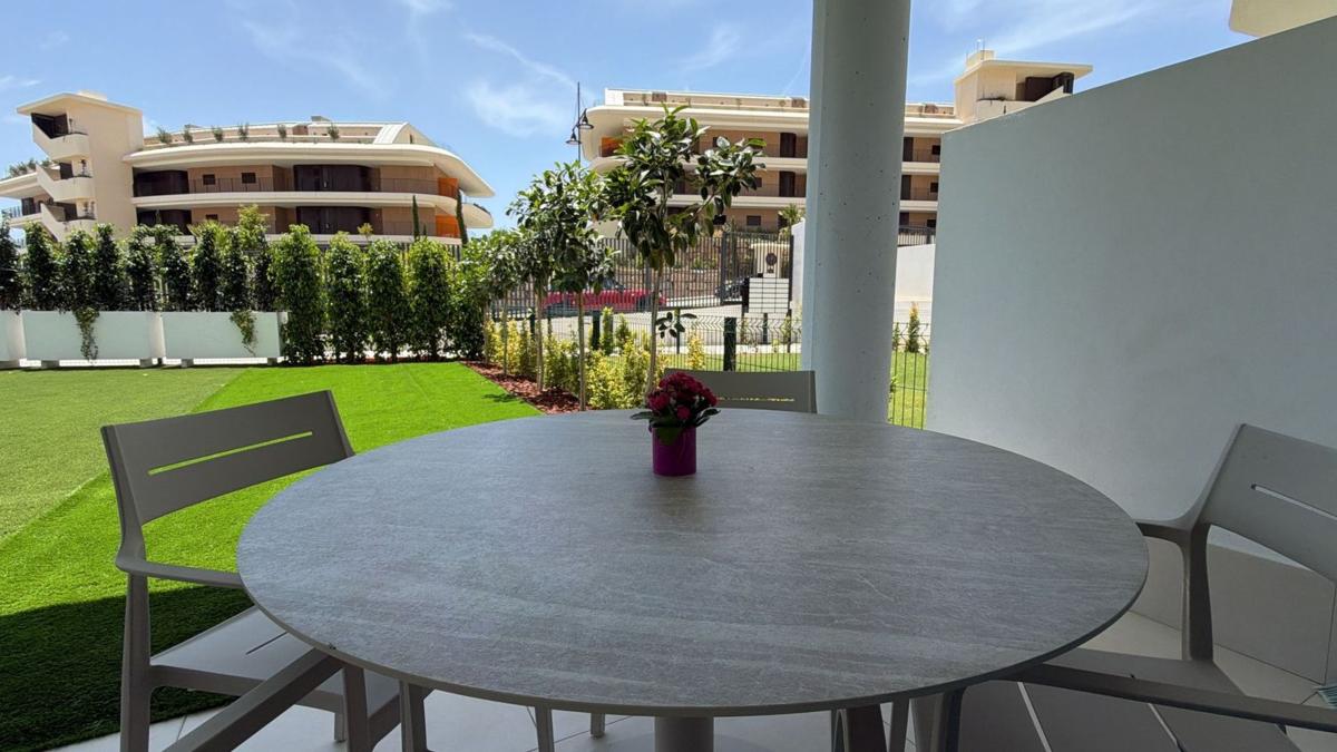 Продажа квартиры на Piso en Avenida Fuengirola, 6, El Higuerón, Fuengirola, Фуэнхирола
photo 5
