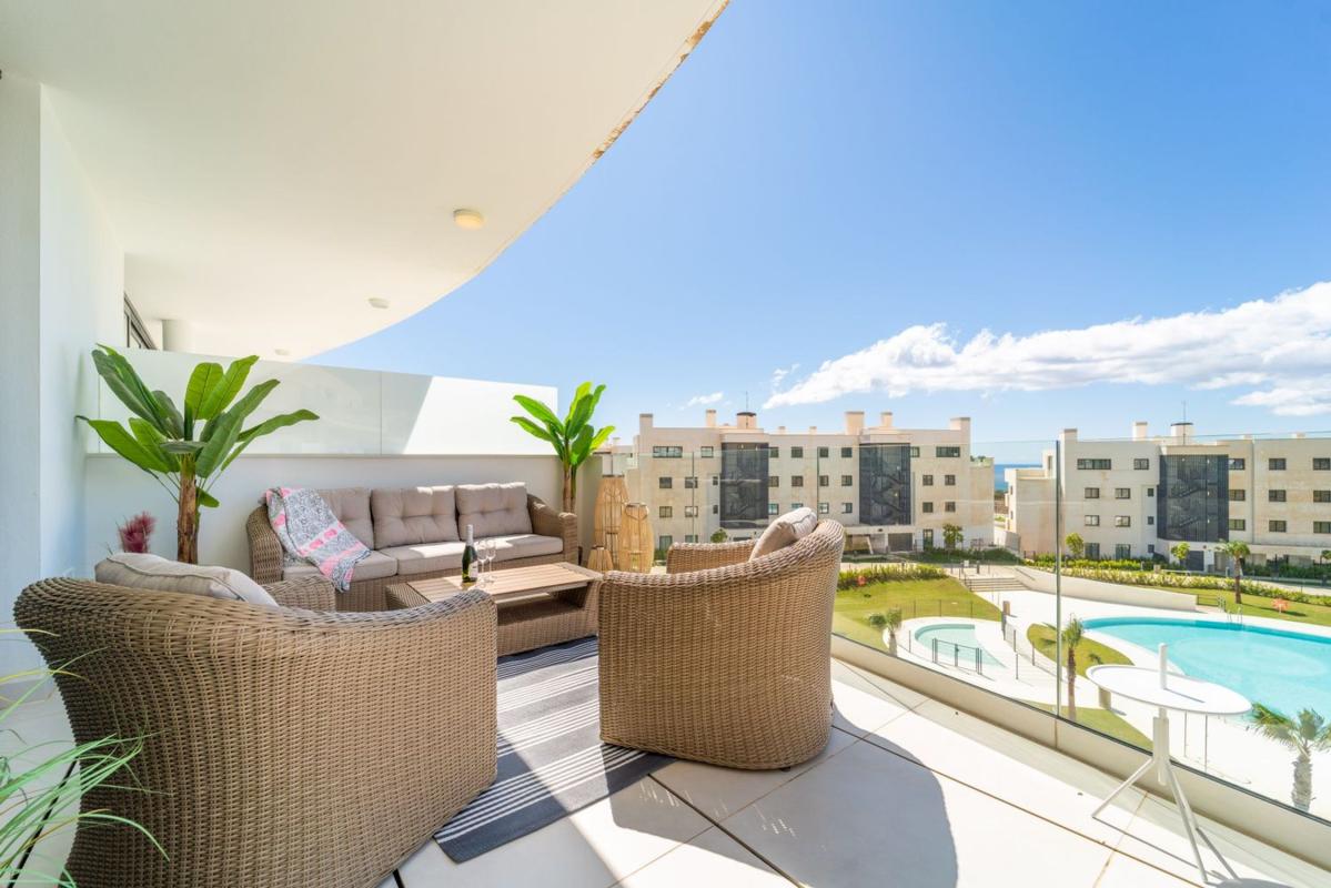 Продажа квартиры на Piso en Calle Paula, El Higuerón, Fuengirola, Фуэнхирола
photo 1